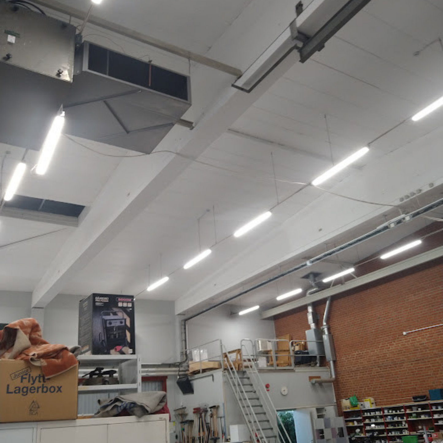 60W LED Triproof Light 5ft (150cm) – IP65, 140lm/W, CCT