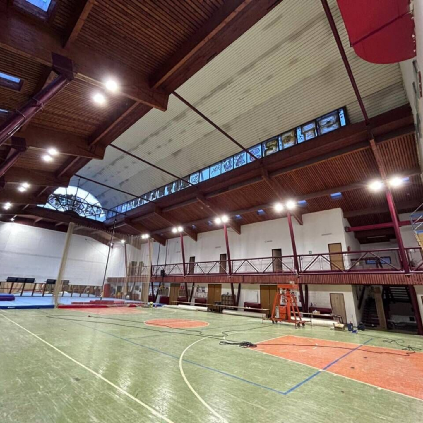 240W Slim LED Floodlight – 170lm/W, 5000K, IP66, Lumileds Chips