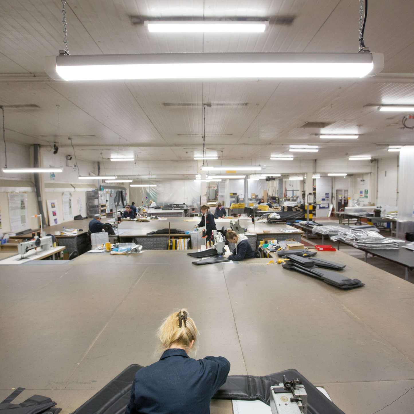 40W LED Triproof Light 4ft (120cm) – IP69, 150lm/W, Waterproof Linear Fitting