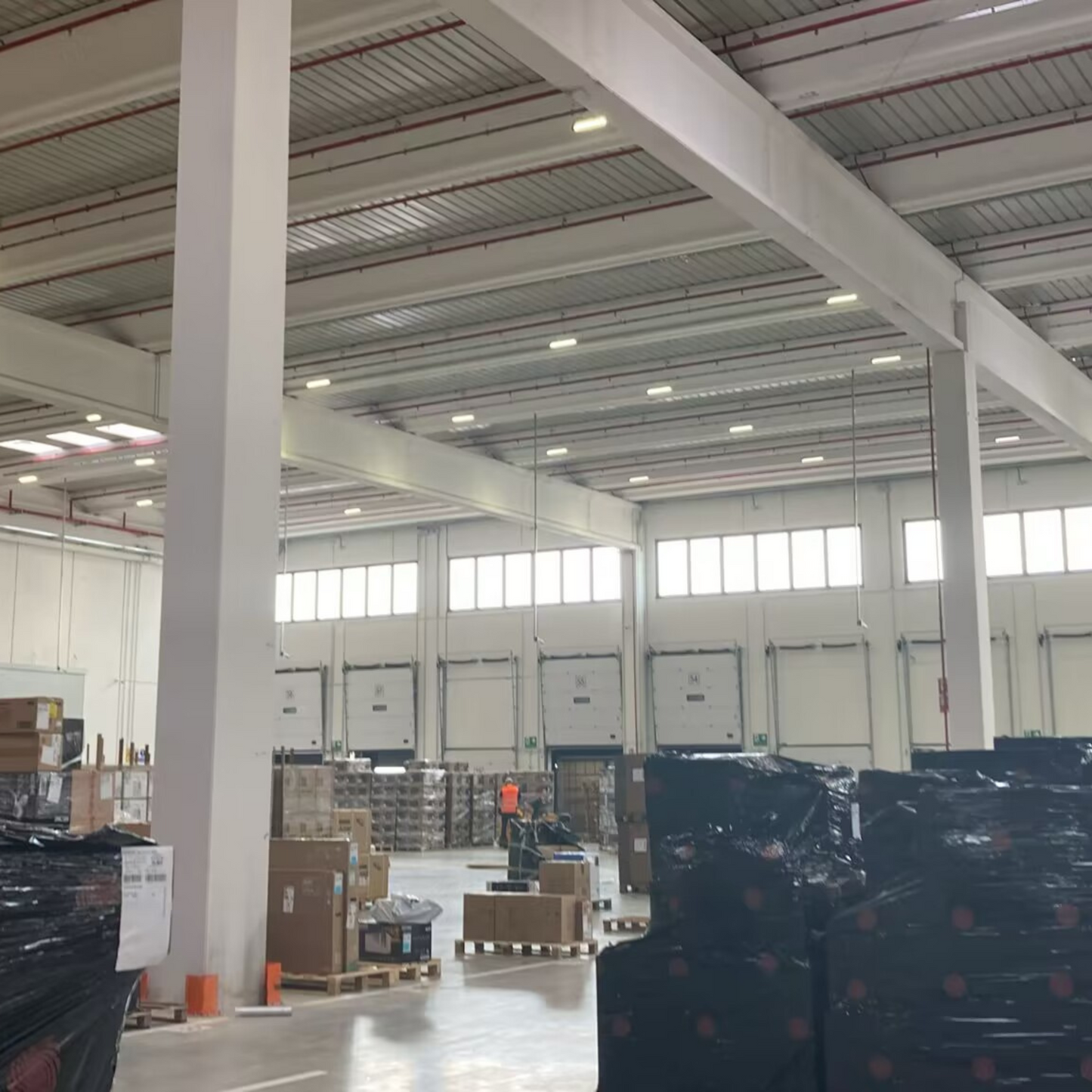 200W LED Linear High Bay – Dimmable, 4ft (120cm), 5000K, IP66, 160lm/W