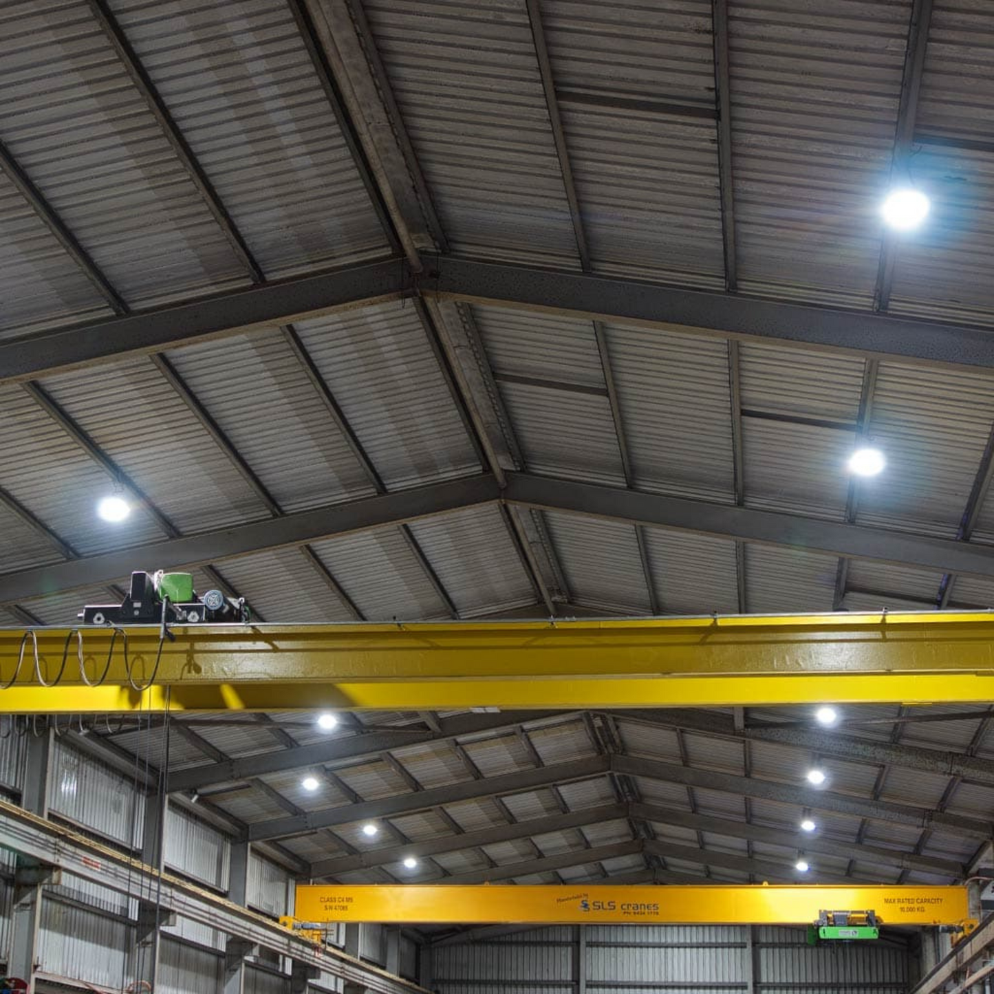 200W UFO LED High Bay Light – 1-10V Dimmable, 5000K, IP65, Lumileds Chips
